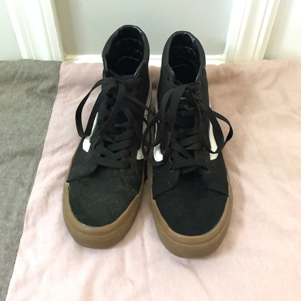 Vans Sk8 High Top Gum Sole Black & White